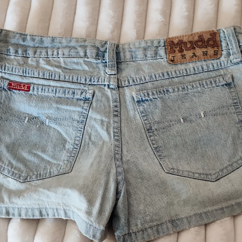 Mudd Women's Light Blue Denim Shorts - Picture 3 of 3